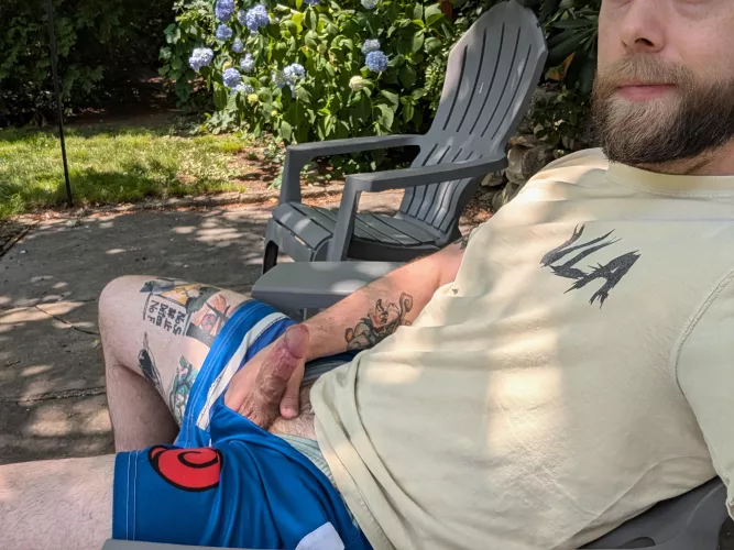 Who's coming to sit outside with me?