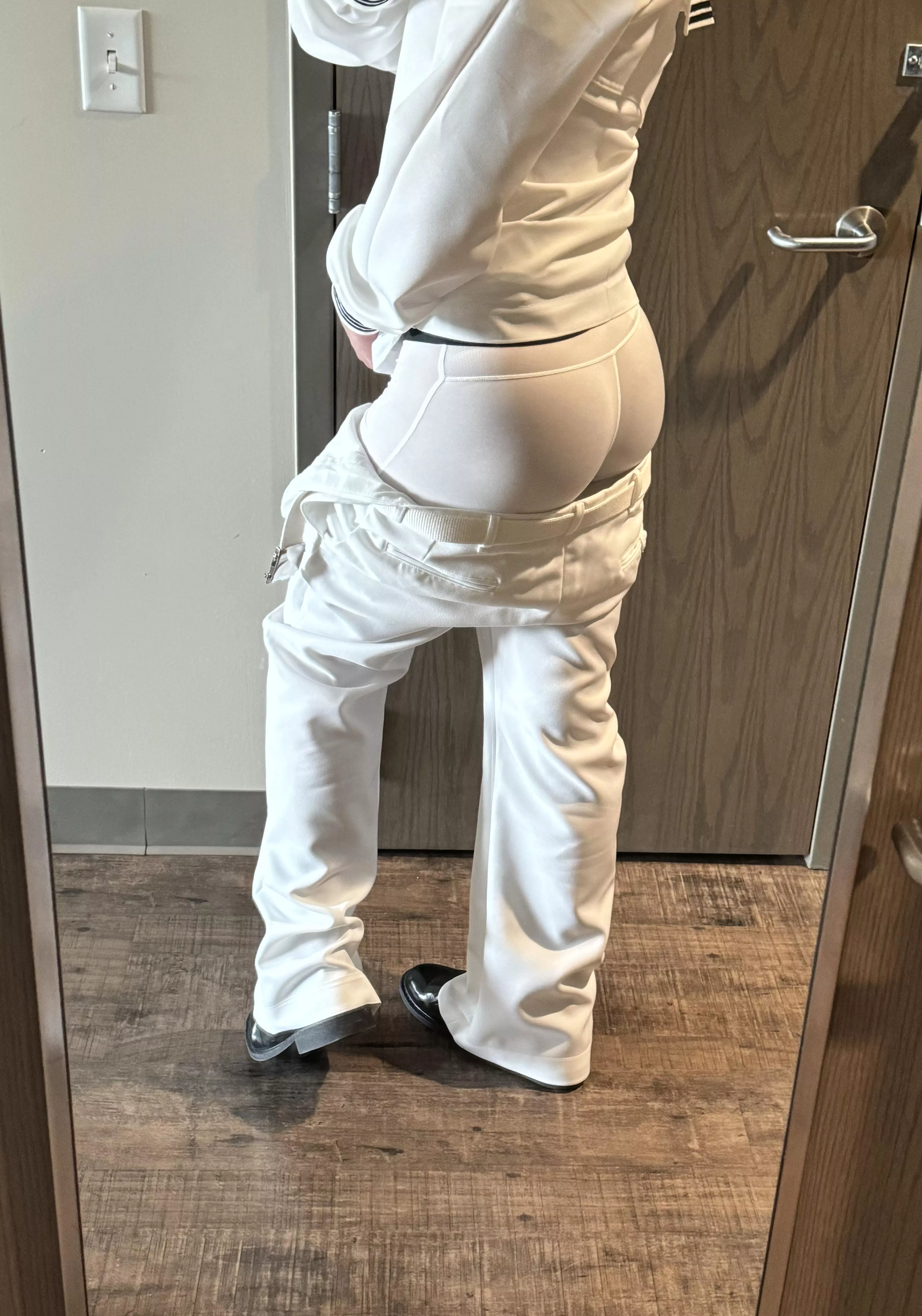 [22] first post, how do I look?