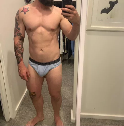 (39) good night! what do you sleep in?