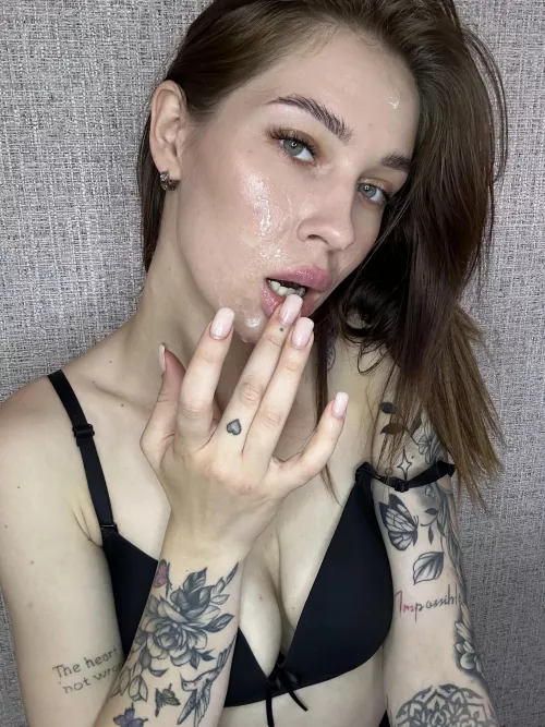 Add more cum to my face