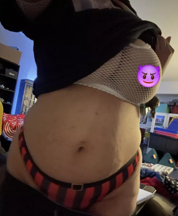 Daddy's Naughty Little Pirate Wench