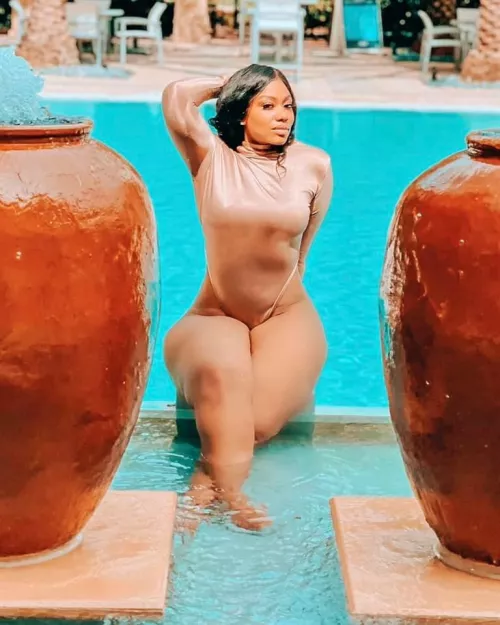 First 50 comments gets a nude