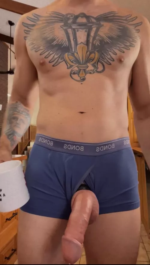 Good morning, I brought you a fresh cup of coffee (38)