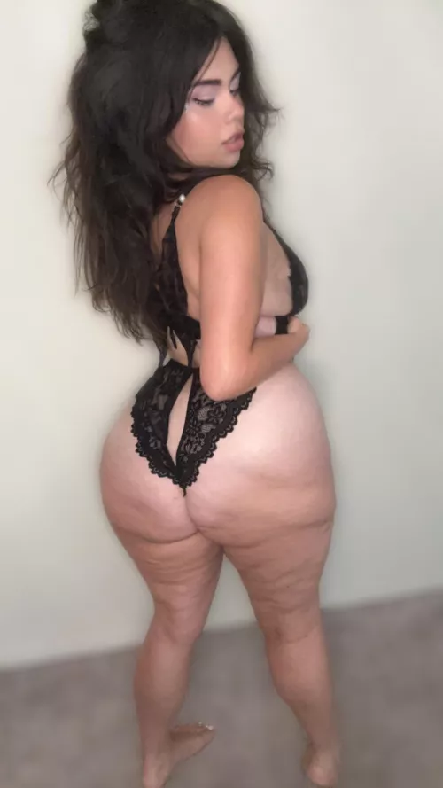 I hope the cellulite doesn’t turn you off 