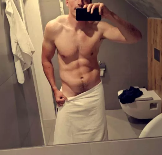 Make me drop that towel for you 