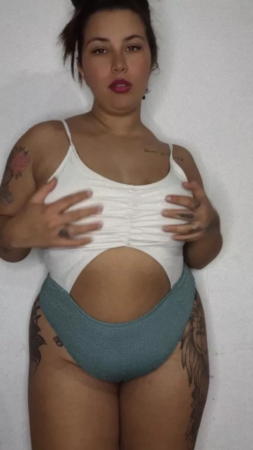 What do you think is the ideal weight to be a chubby girl?