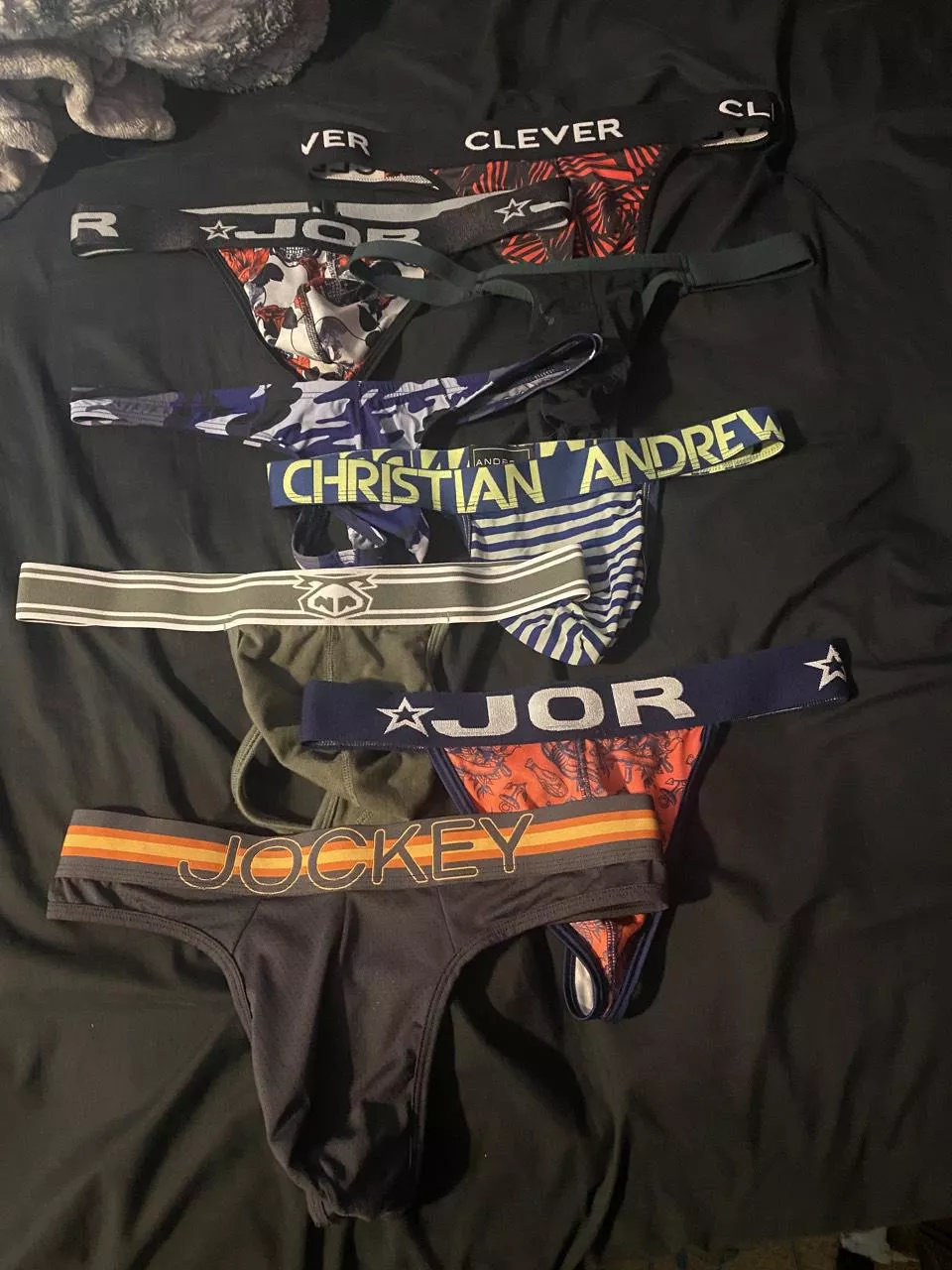 What thong should I wear to a construction site?