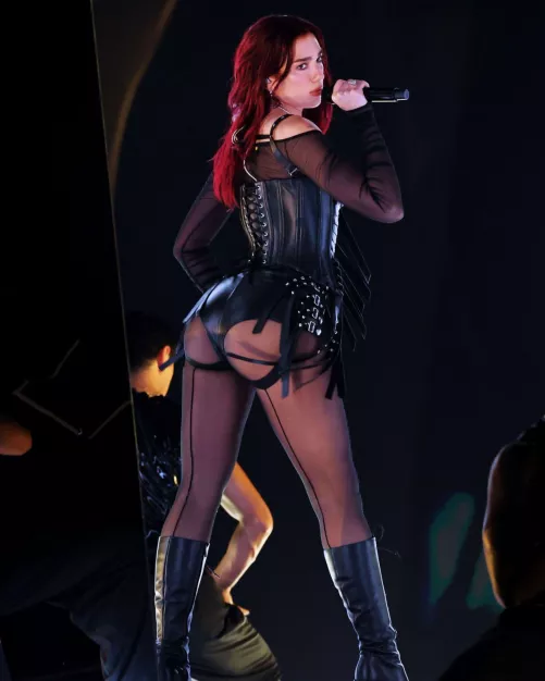 Would love some help pumping myself stupid for Dua Lipa and Sydney Sweeney 