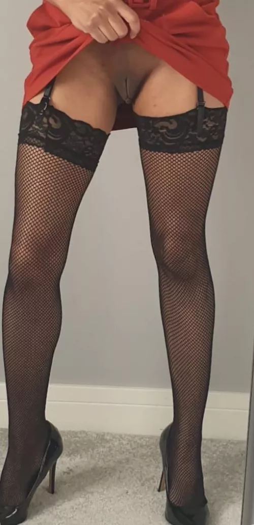 Cheeky little flash...