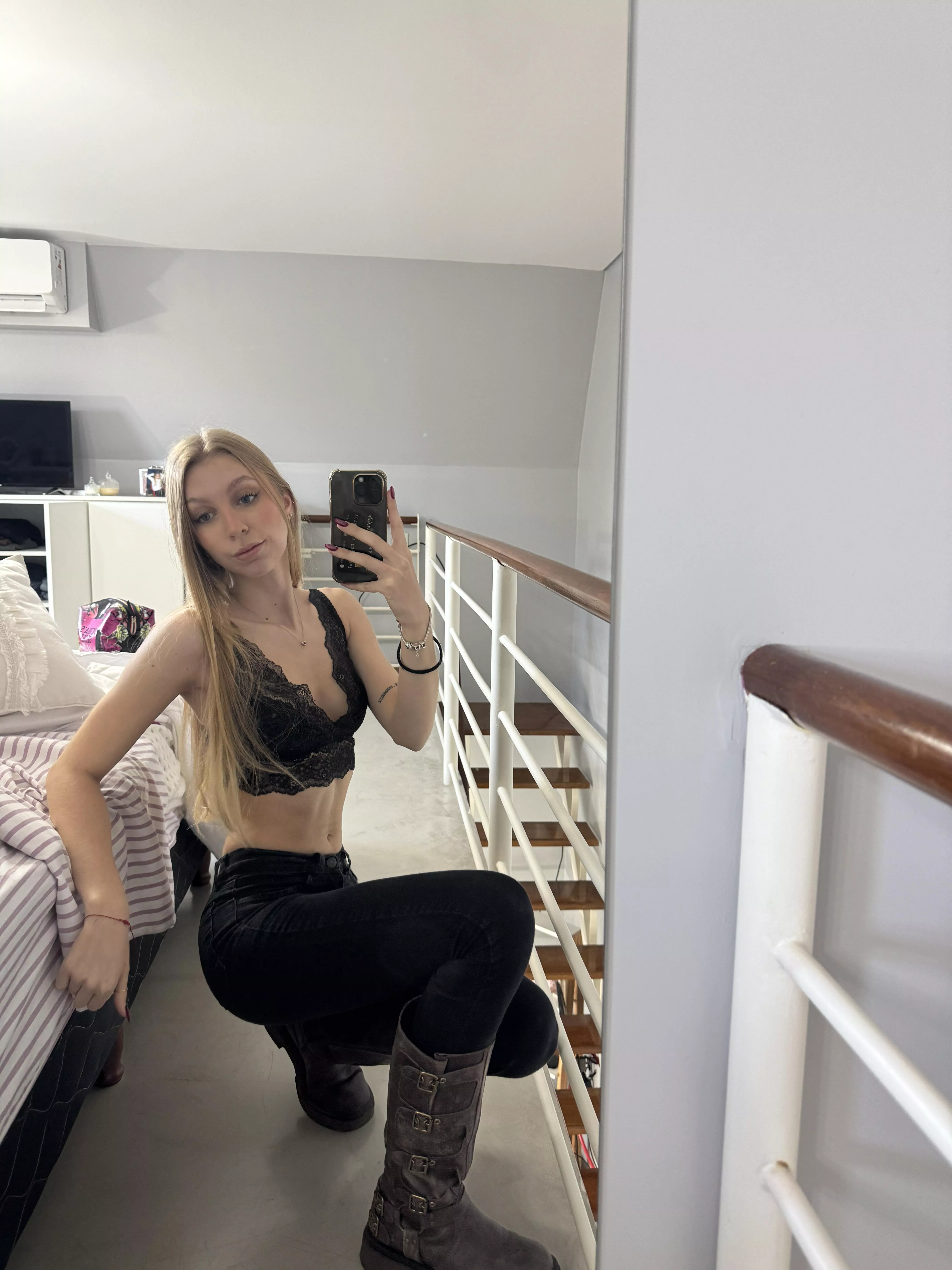 classy pose and boots