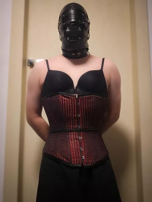 I'm locked like this 12 hours.