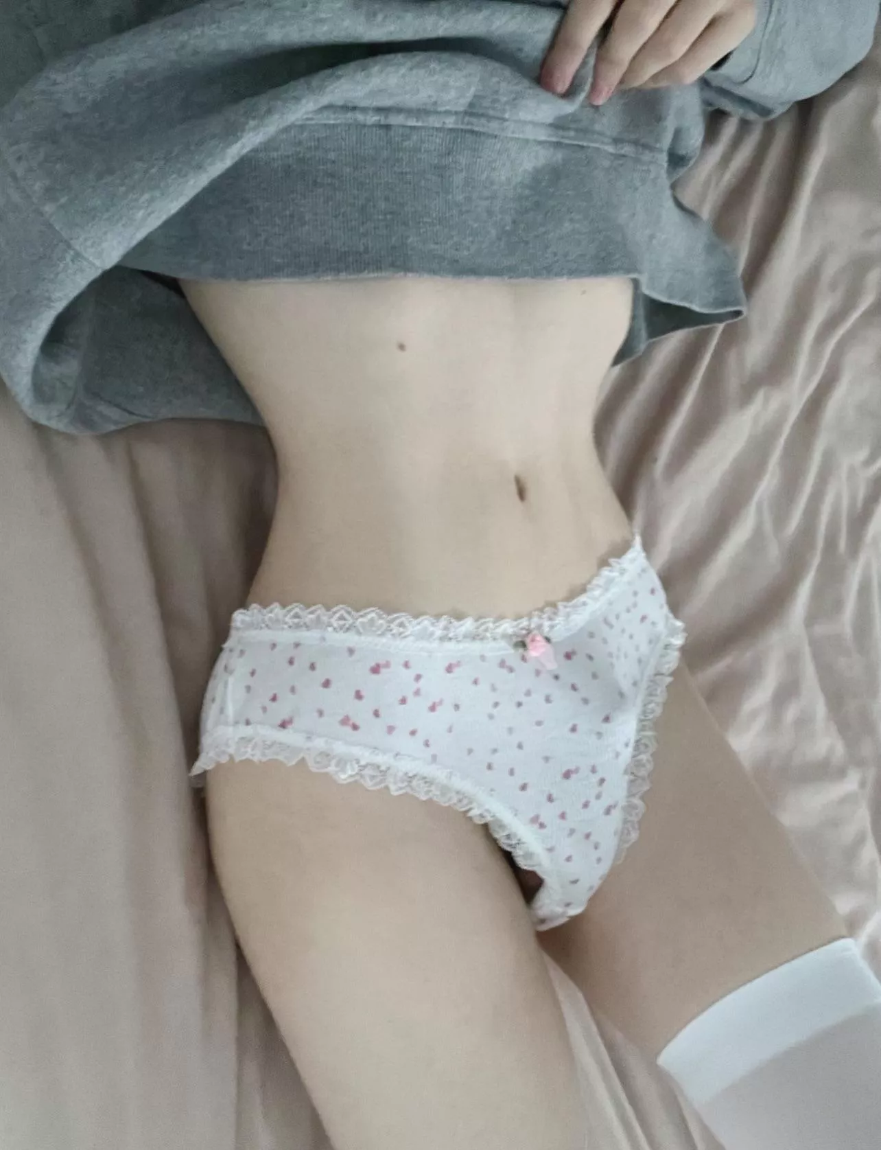 Put a baby in my little tummy :3