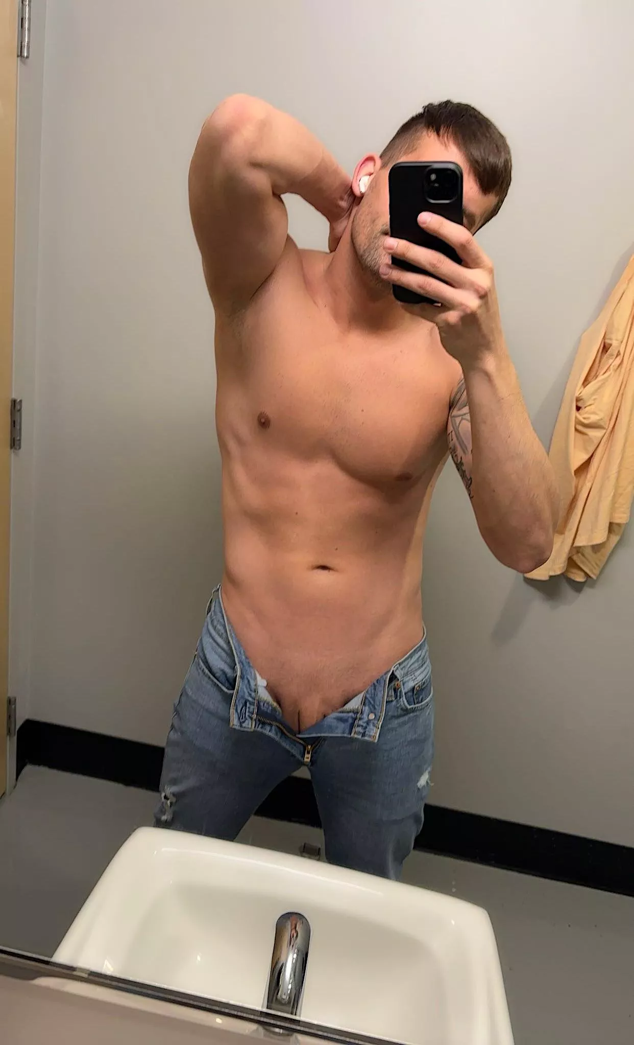 weekend plans? 😜(29)