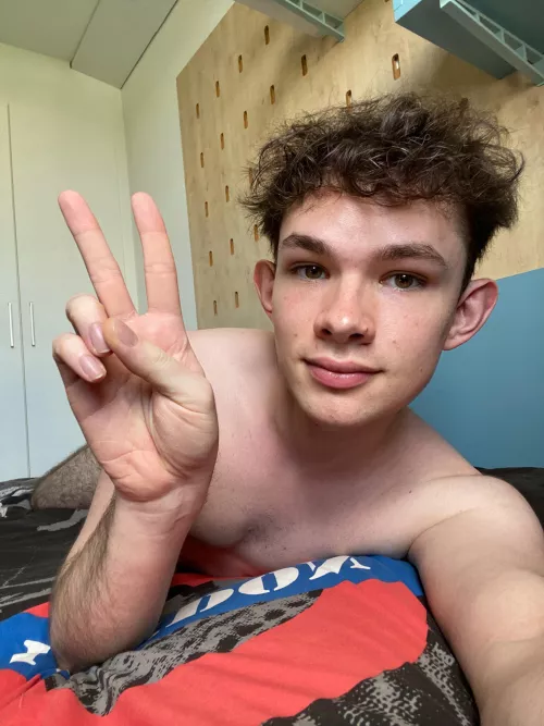 Are you guys dealing with a heatwave as well these days? It’s definitely too warm for my liking. 😩