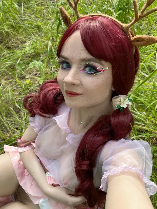 Cutie without panties