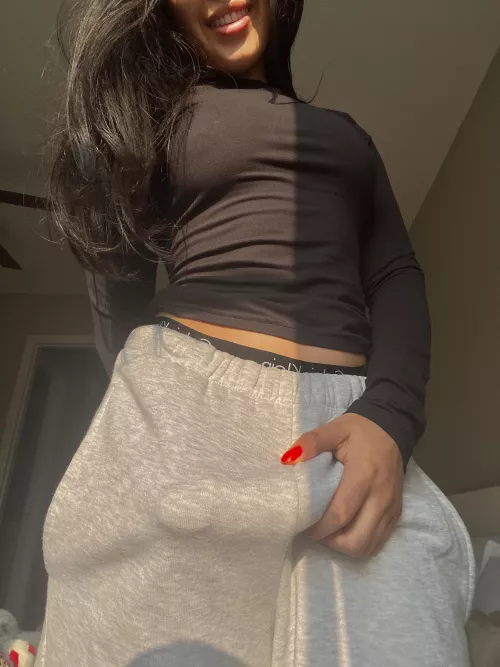 I miss grey sweat szn 😏