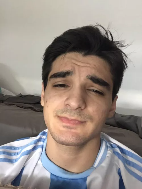 I need to shave i think