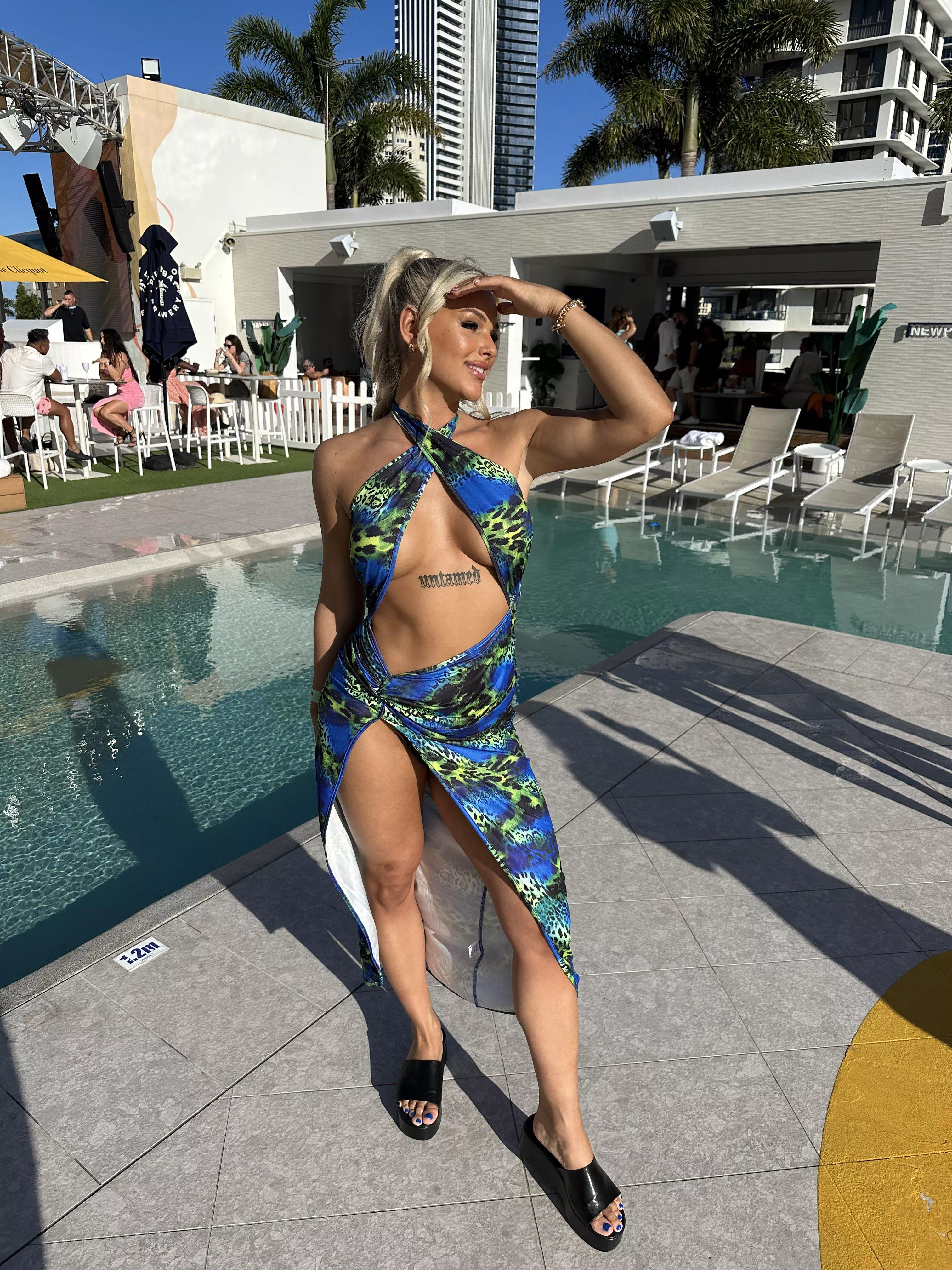 Say YES... I want to send nudes to random guys today