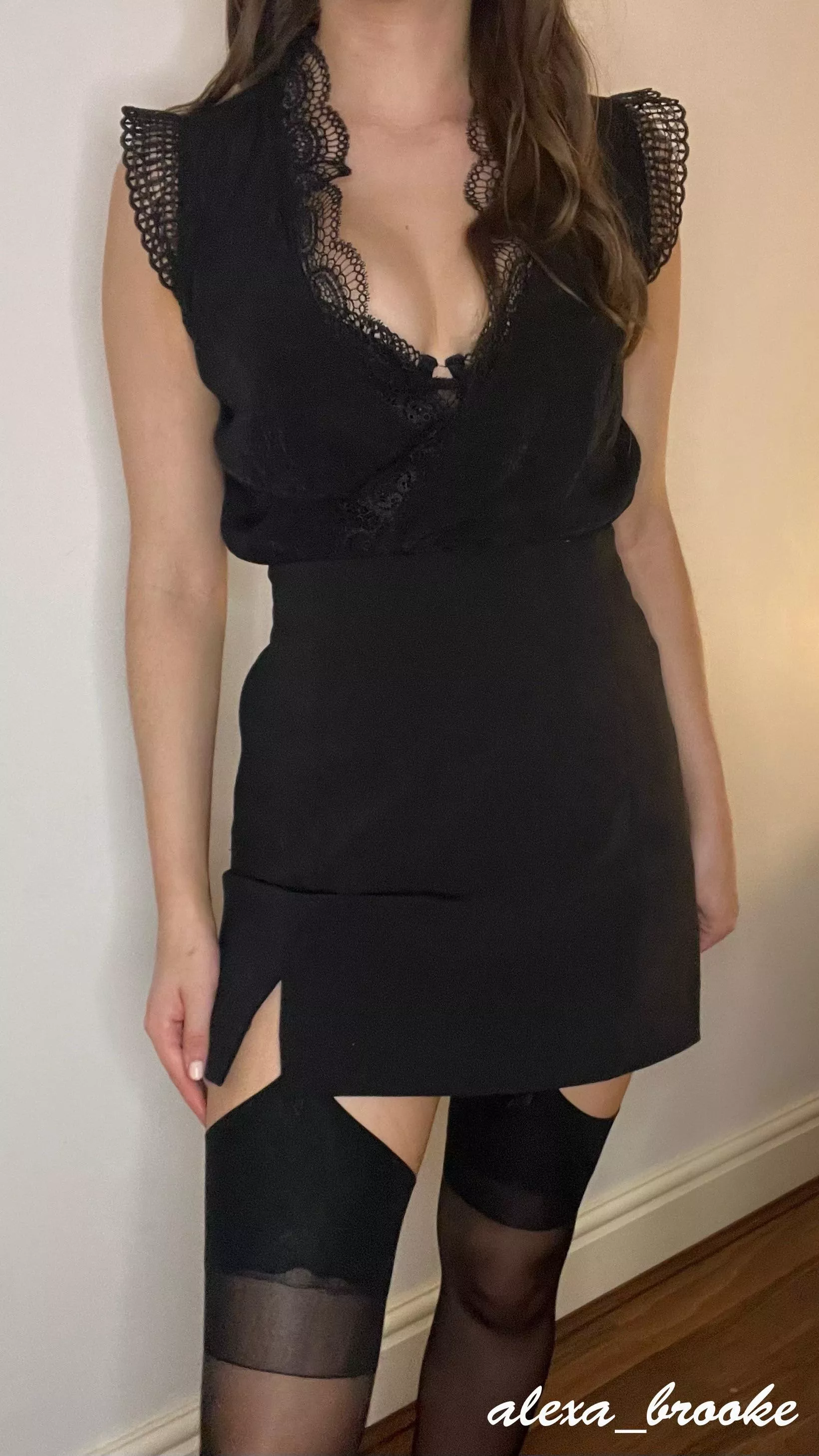 Always love a black mini skirt!