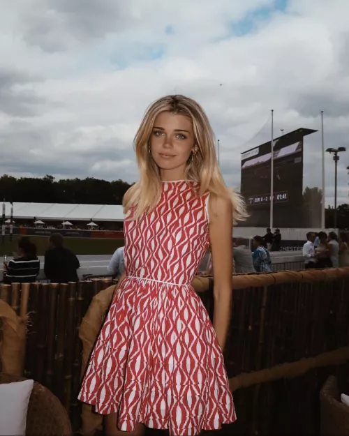 Estelle Ogilvy/Estelle Manning