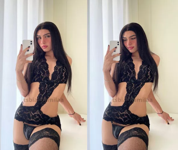 Feeling like a goddess in lace 😜