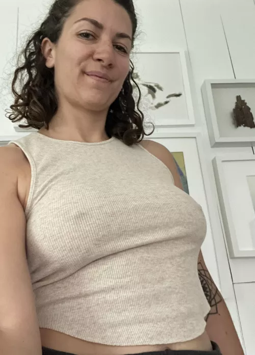 Living my best braless life 