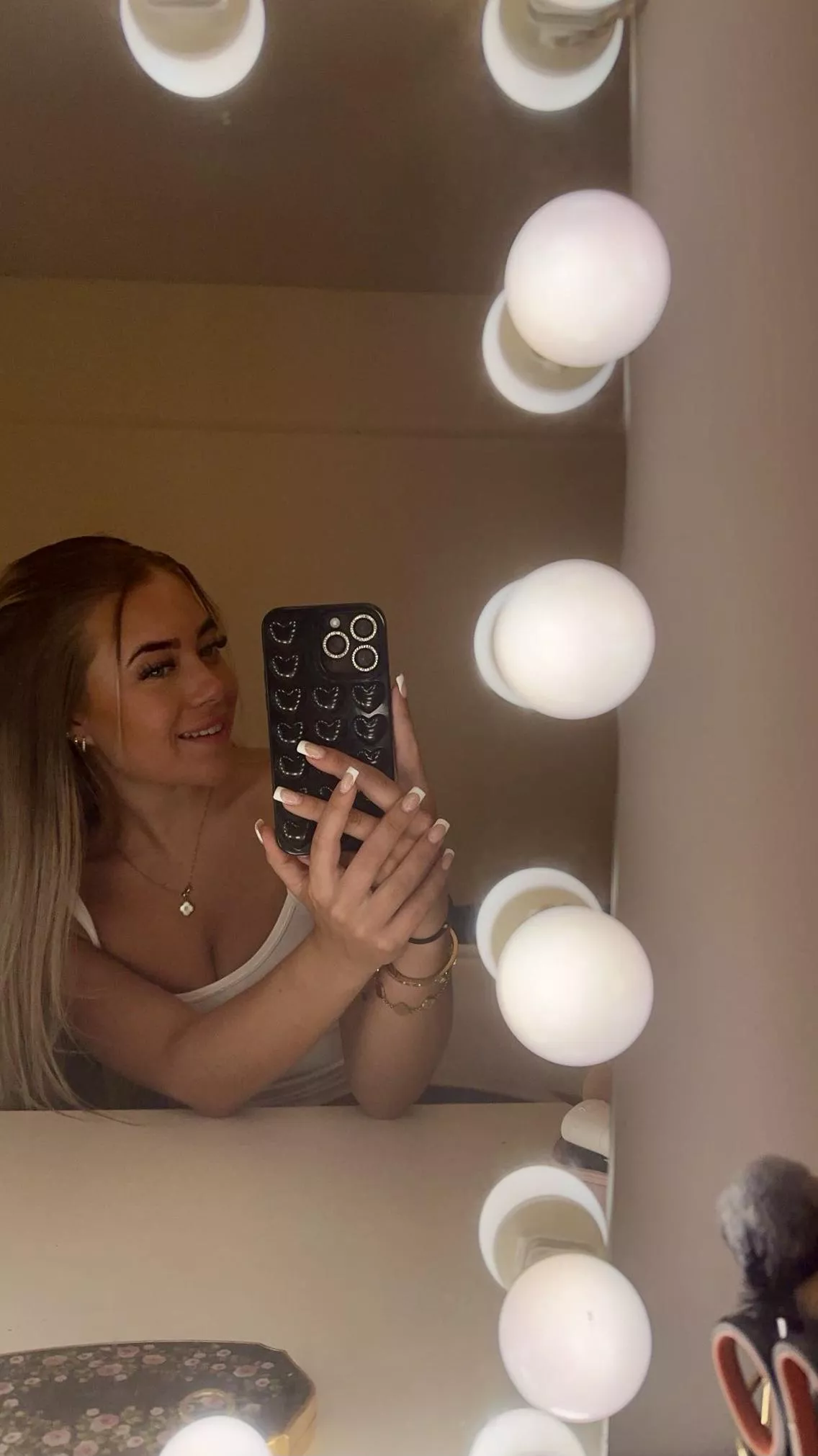 say hi to ur trophy hehe