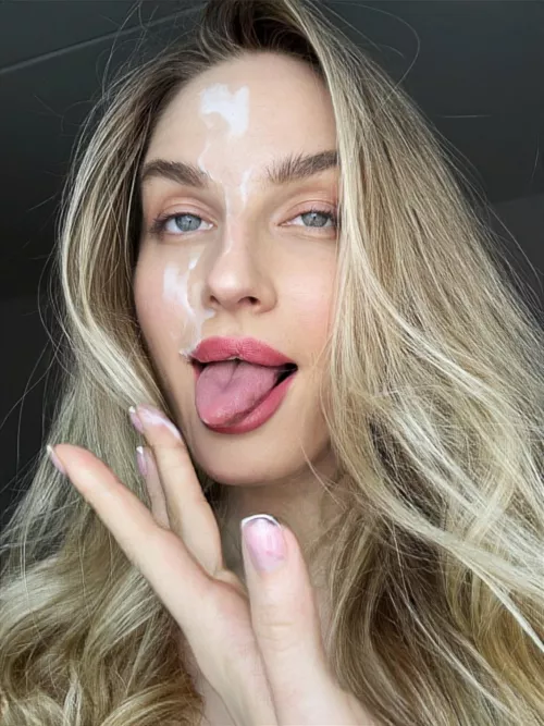 aim for the mouth, daddy 