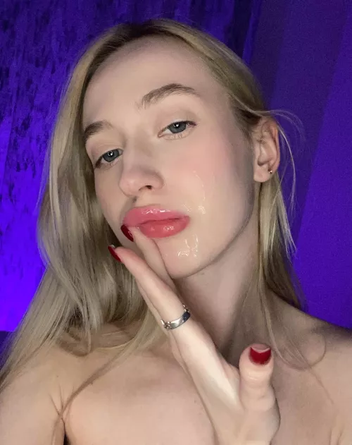 All girls need masks in the evening