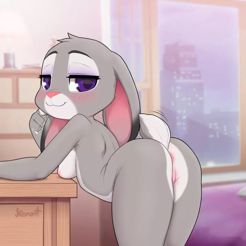 Bent over bunny (Kionant)