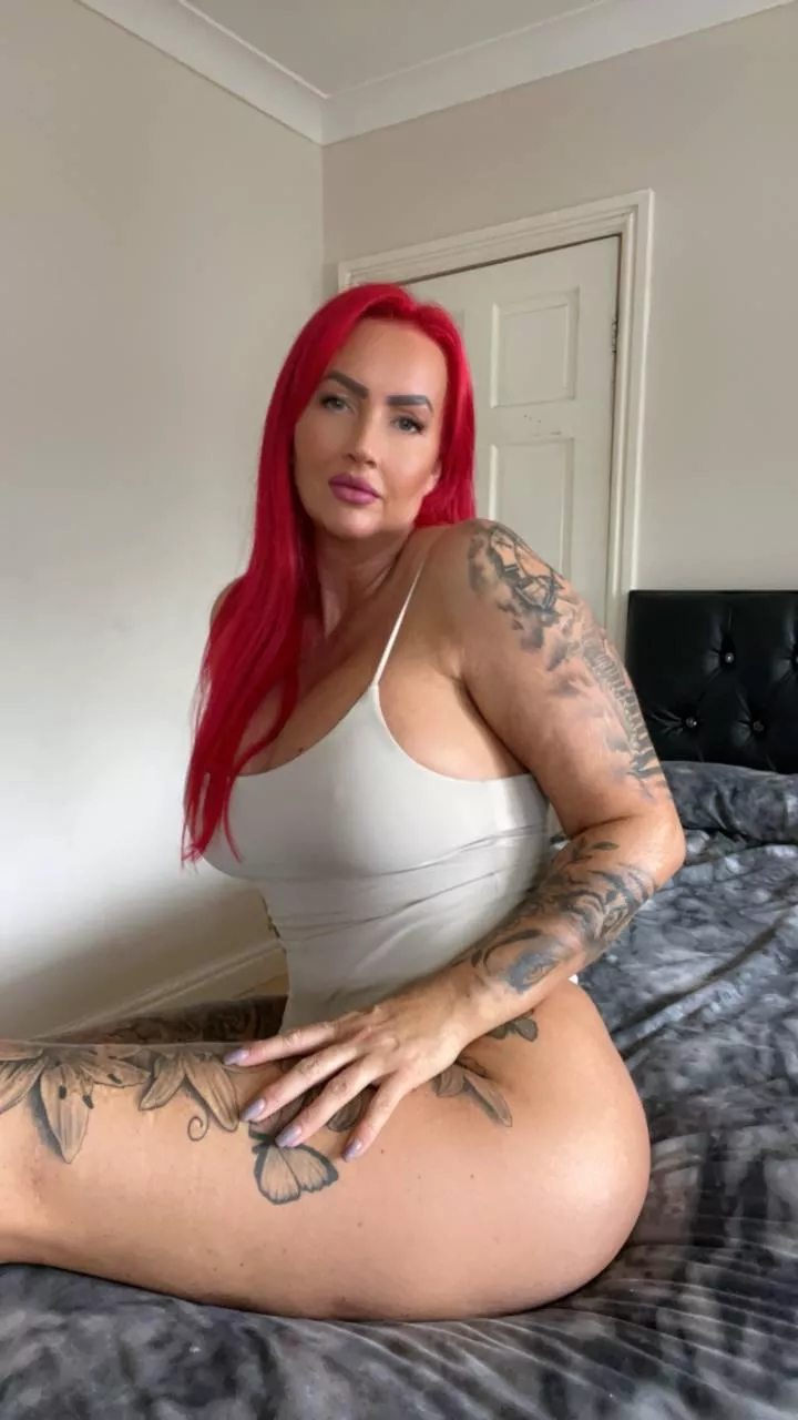 Come and give me a kiss 