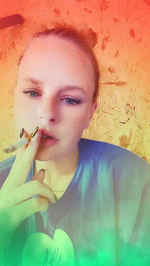 Come smoke with me 😶‍🌫️