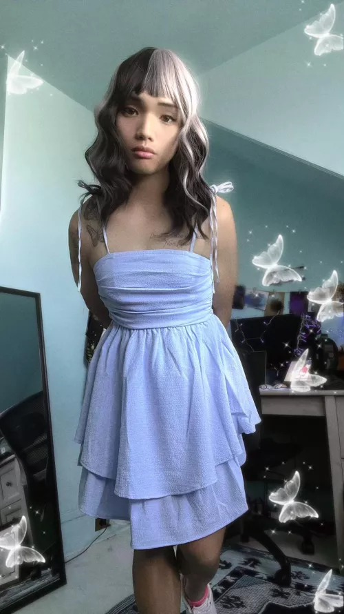 Felt pretty in this dress 🦋