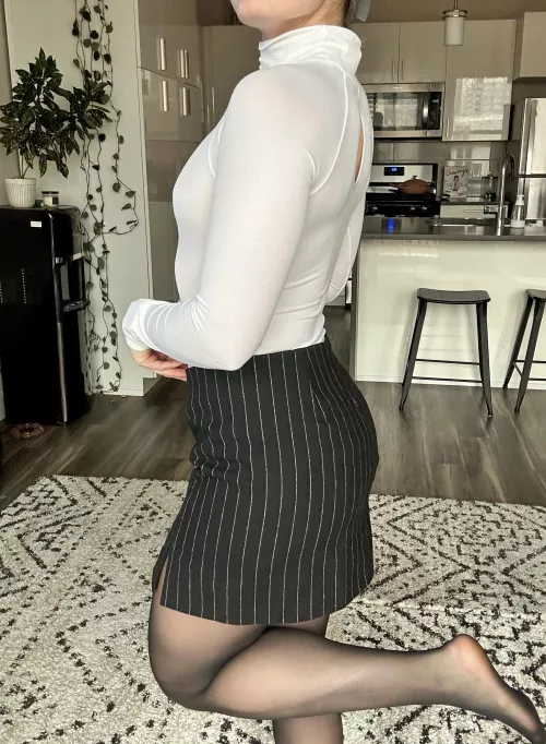 Getting ready for work 😘