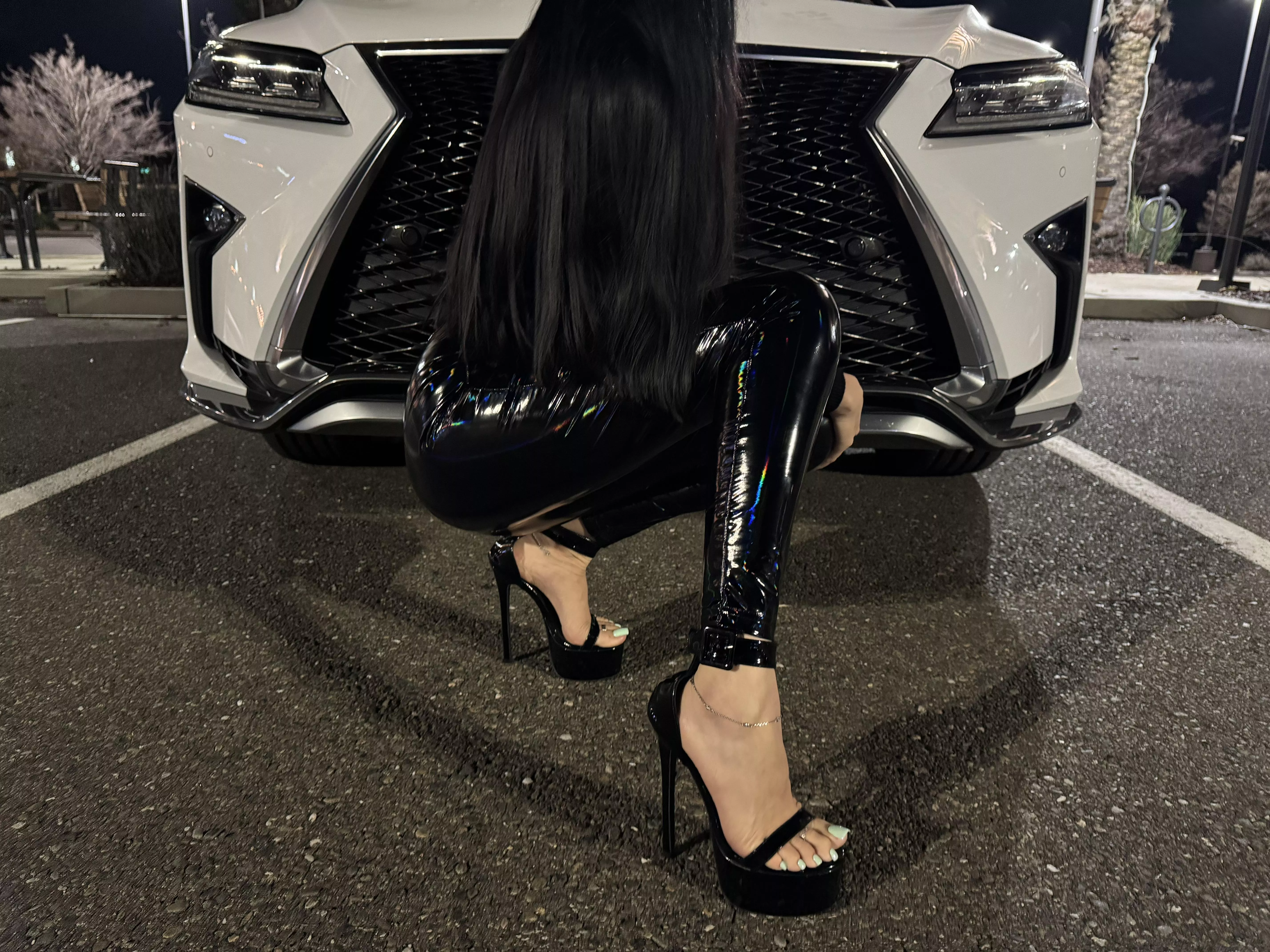 Heels and car 🥰 All what I love 😍