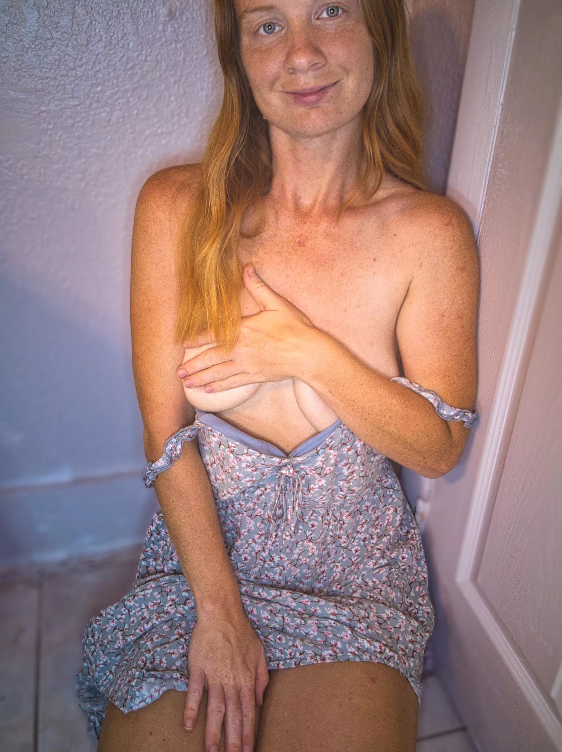 How do you imagine our first kiss?💏