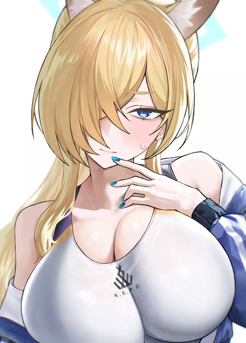 Kanna wearing her swimsuit