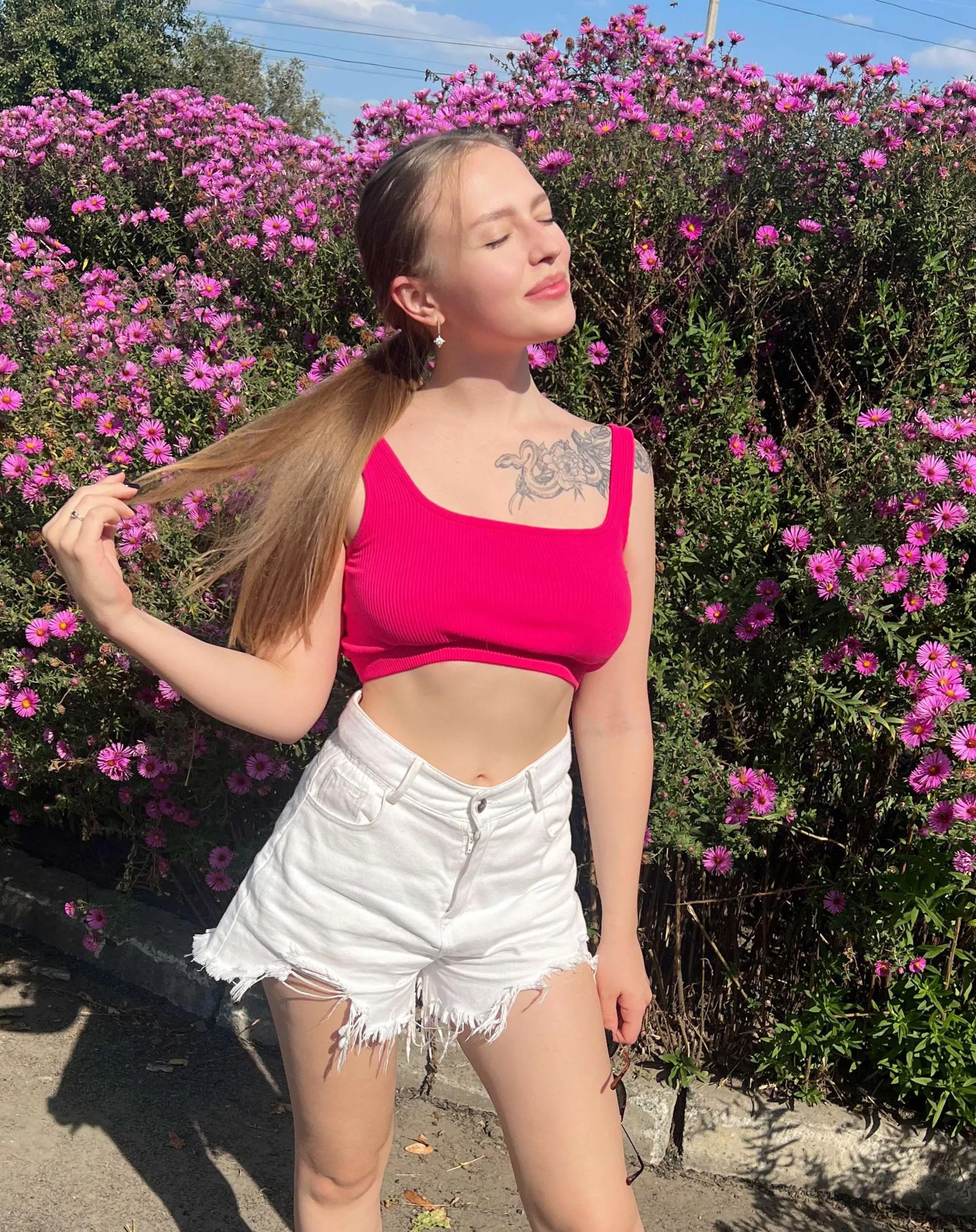 What beautiful flowers, aren't they?