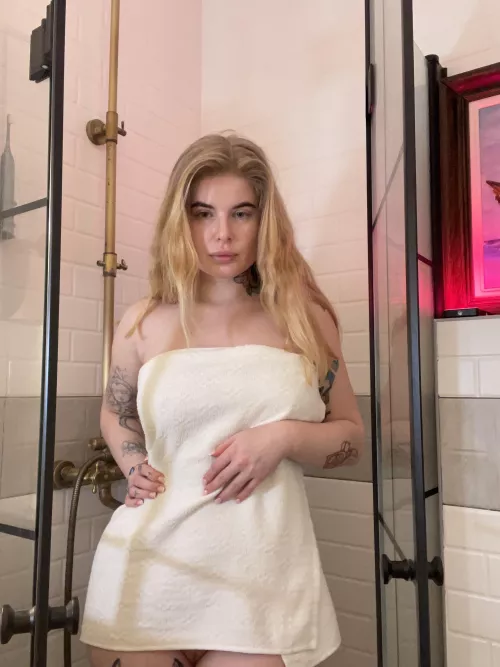 Will you take a shower with me? 🙈