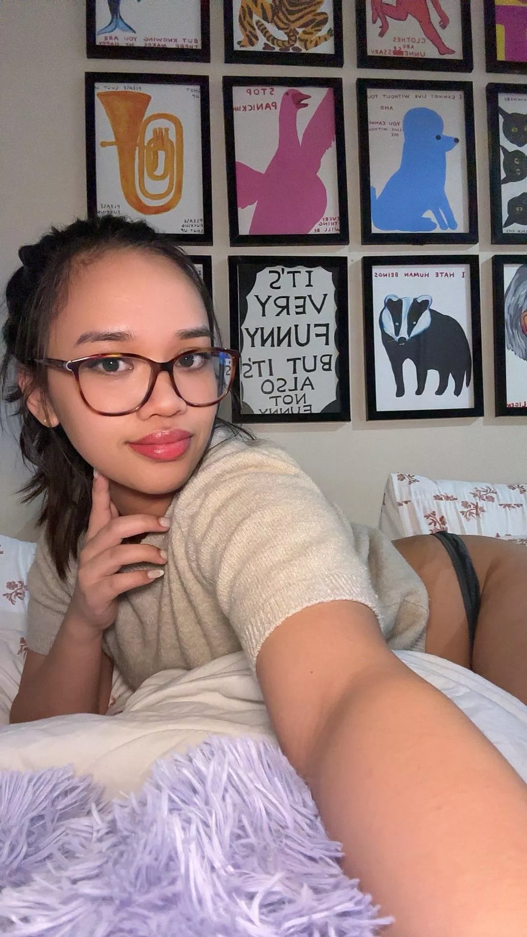 Would you date a girl who’s only 4’9?