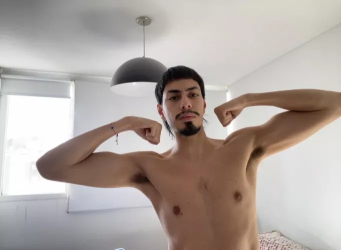 would you smell my sweaty pits? 