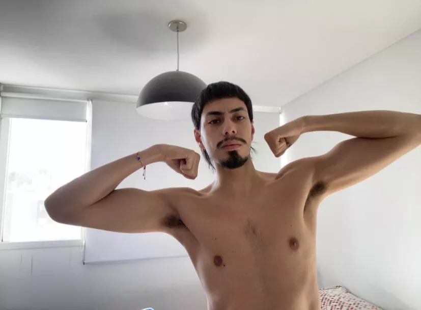 would you smell my sweaty pits? 