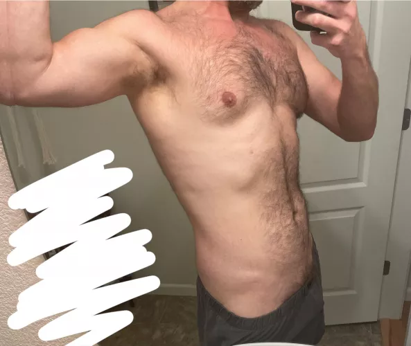 [38] 6’5” bi dad