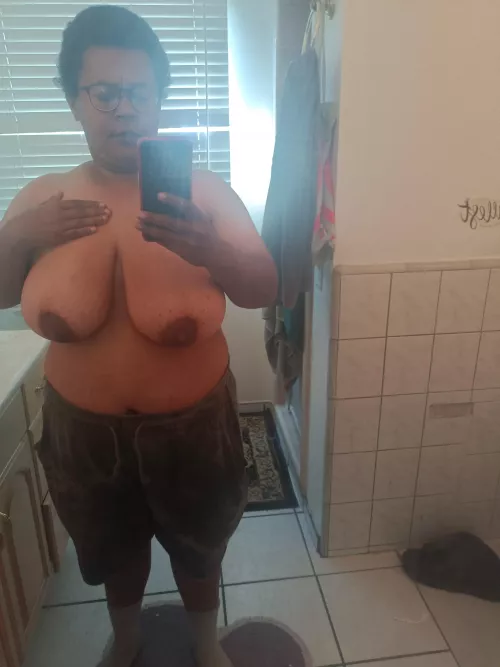 Big saggy tits 