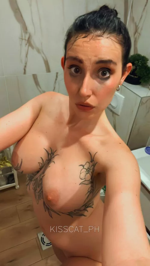 Dreaming of looking even cuter drenched in your delicious cum