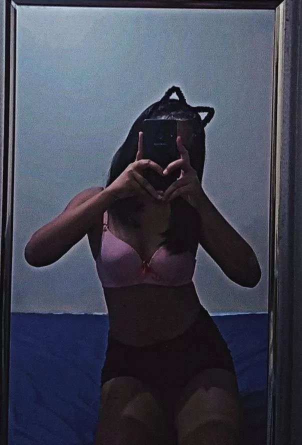 Guys at school tell me I'm too skinny to be attractive, is that true? 18f, 4'5ft 🌸