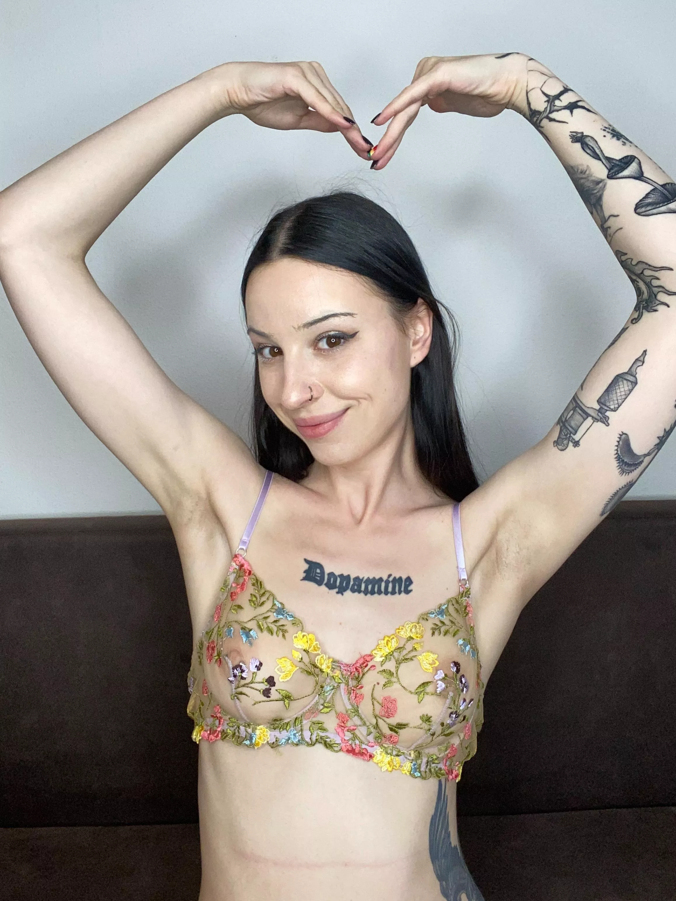 I love it when my armpits feel something hard. 