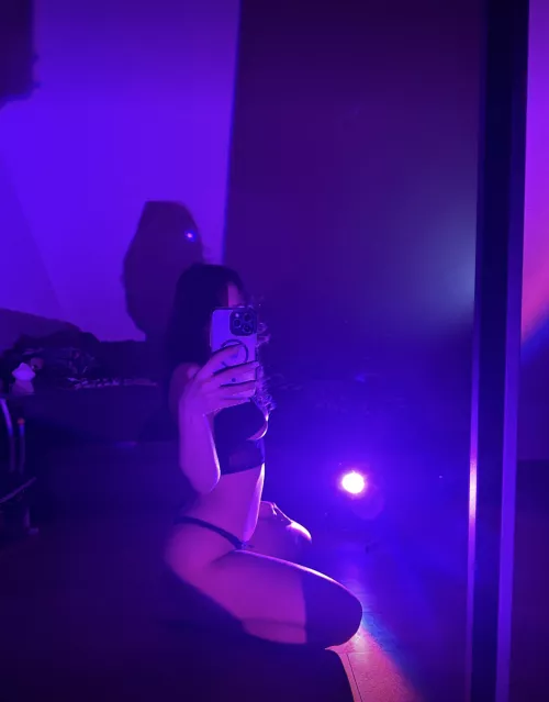 I Need A Distraction From Studying Babes 