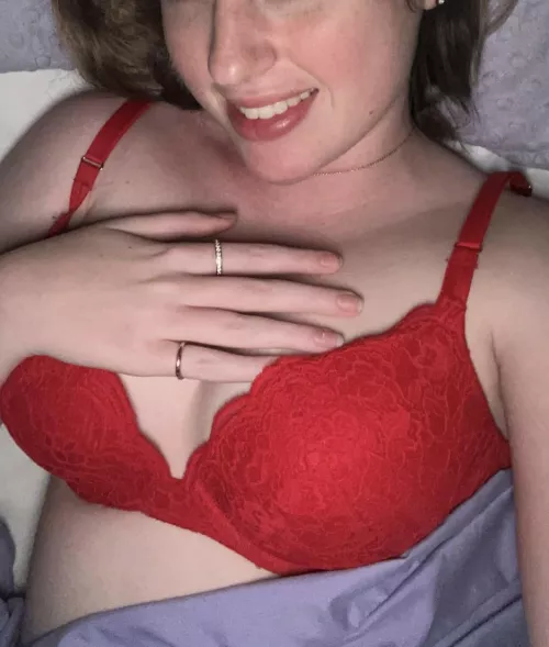 I send nudes to good boys