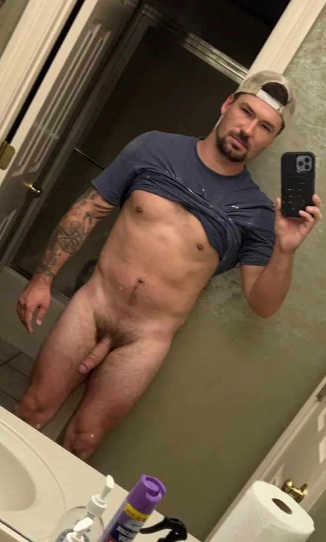 I’m remodeling a shower for an elderly lady and I figured I would pull my dick out in the spare bath room.